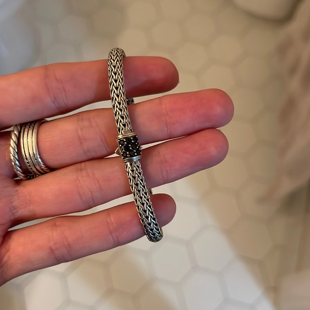 John Hardy bracelet size small - perfect condition
